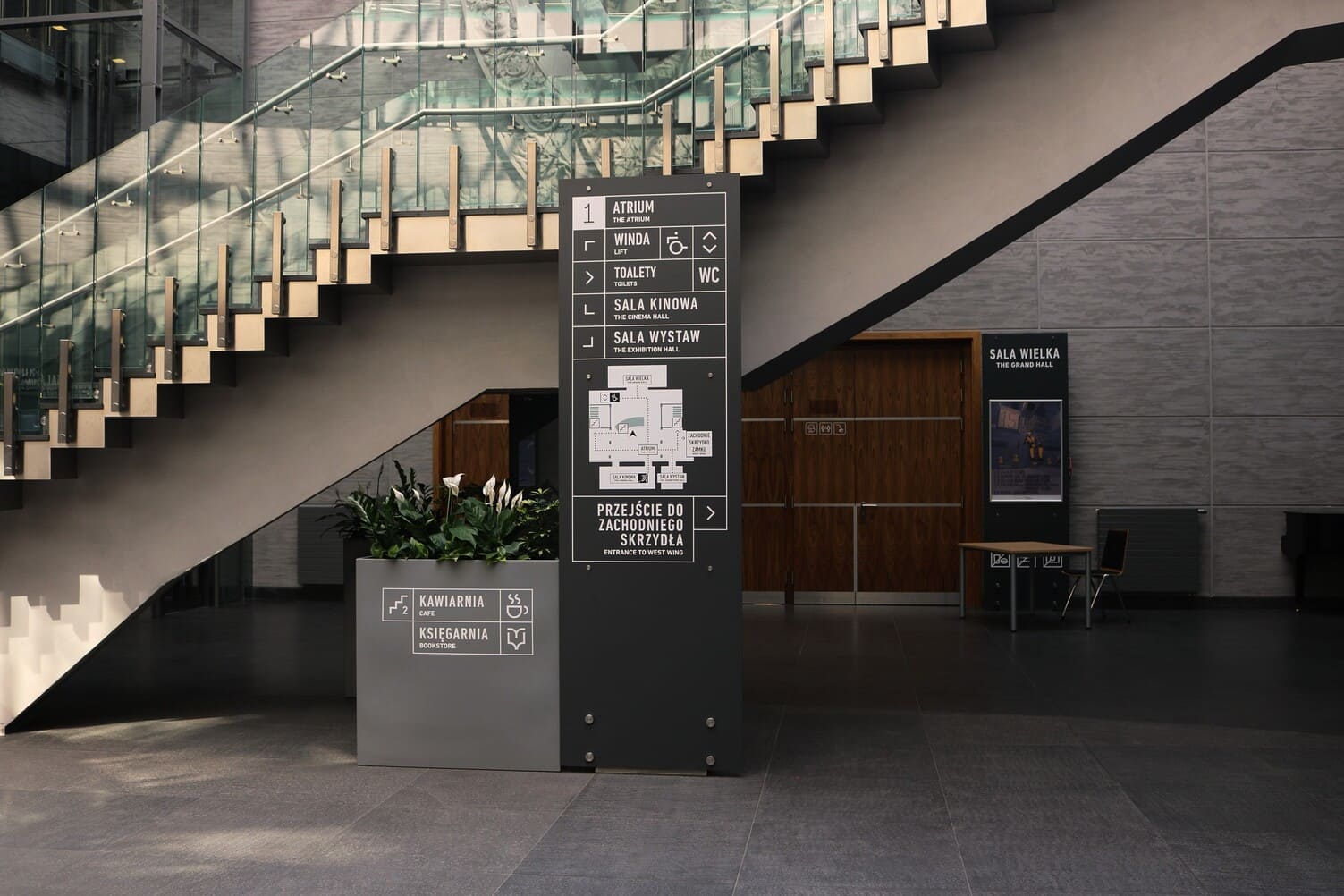yos studio poznan